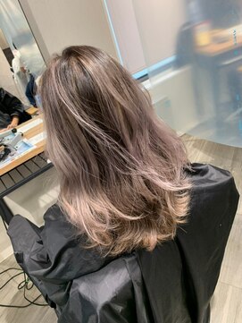 ライズ バイ レボ 柏店(RISE by REVO) インナーグレージュ/マチルダボブ/前髪/ピンクベージュ/柏