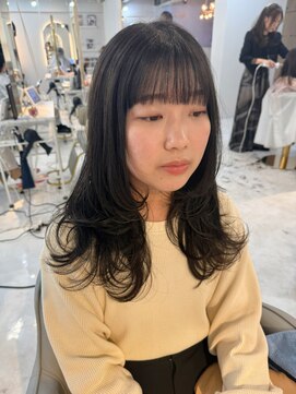 マリアバイアフロート(Maria by AFLOAT) 【レイヤーカット/くびれヘア/ロングウルフ】