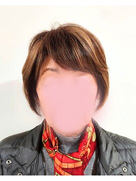 レイエレガンス(Rei Elegance) デザイン性の高いハイライト×ショート