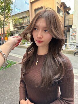 フィーネ 横浜(Fi -Ne) 透明感グレージュプルエクカラー/質感レイヤーカット/髪質改善