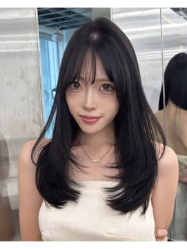 ウルスバイバレット 銀座(Urus by VALETTE) 韓国レイヤーカット×高濃度ケラチントリートメント