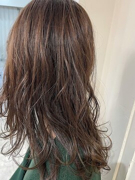 シア(sia) ナチュラルグレージュ☆