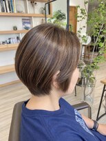 ラポール(Rapport)&nbsp;横顔もきれいなノーブルな丸みショート
