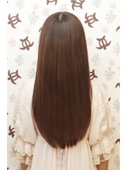 Resortsalon M【新宿東口店】　オン眉ナチュラルストレート