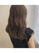 ツイギー 千舟店(TWiGGY)&nbsp;透明感グレージュ！伸ばしかけふわミディ♪