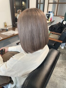 ソル ヘアー デザイン(SOL HAIR DESIGN) グレージュ