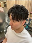 黒髪短髪/スパイラルパーマ/ツーブロマッシュ