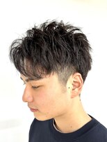 クオリス 上板橋店(QUALIS)&nbsp;メンズツーブロックかきあげバング束感ショートスタイル