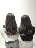 暗めグレージュ