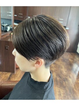 リタ ヘアメイク(Rita hair make) レディース2ブロックショート