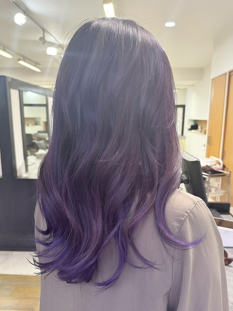 ケアブリーチでつくるデザインカラー/パープル：L212243930｜アイズ