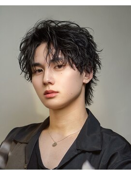 オーシャントーキョー 渋谷神南(OCEAN TOKYO) 波巻きスパイラルツーブロック人気センターパート