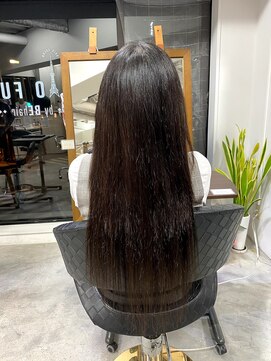 フツーロ 栄(FUTURO) プルエクステ