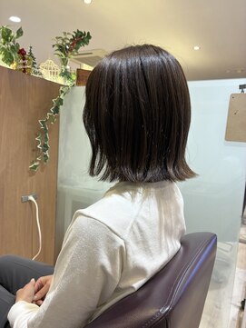 【L by first】毛量をおさえて切りっぱなしボブ