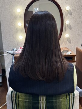 エルサフィロ キタハマ(el zafiro kitahama) 30×40×50代×似合わせカット×ミディアムワンレン