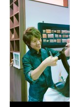 ヘアデザイン グロス(Hair Design GLOSS) 四塚 健二