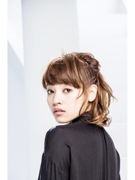 ルーチェ 綱島(Luce) シフォン編込みアップ