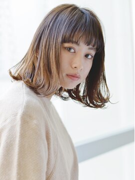 フィルムス 銀座(FILMS) 「FILMS」外ハネワンカールミディ