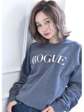 オウル(Owll) ★DISHEL★外ハネ切りっぱなしボブXデザインカラー