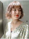 外ハネ 切りっぱなしボブ ゆるふわ