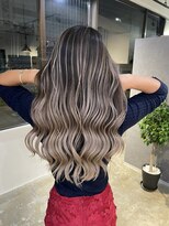 メリー オオサカ(Merly Osaka)&nbsp;大人おしゃれバレイヤージュ_contrast greige_