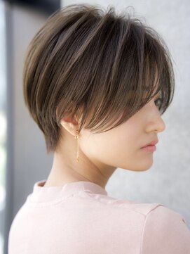 エインアンリー 表参道(AIN.ANLY.) 前髪なし大人ショート20代30代40代【AIN.表参道】川原大地