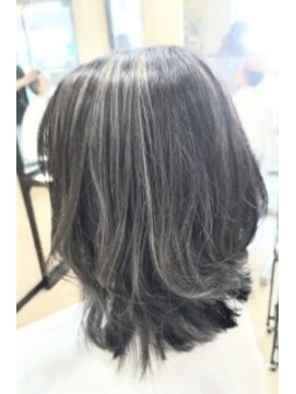 エイチ エアー ダヴ H air DAV調布北口 シルバーハイライトカラー