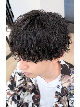 ウェイビーエフティフィフス 横浜西口(WAVEY ft.fifth) 波巻きスパイラルパーマツイストパーマツーブロックマッシュ