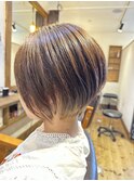 ショートボブ