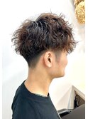 ツイストスパイラルパーマメンズマッシュ刈り上げ　奥東巧真