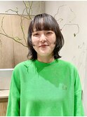 大人可愛い大人美人寒色系ベージュデザインカット