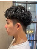 ツイストスパイラルパーマショートレイヤーマッシュツーブロック