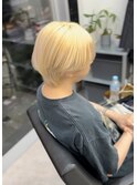 ブロンド×マッシュショート