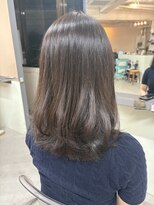 ピノ(pino.)&nbsp;ミディアムレイヤーカット♪