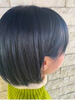 エイルヘアー トウカダイ(AYL hair toukadai)&nbsp;ブリーチカラー/ネイビーカラー/耳掛けボブ