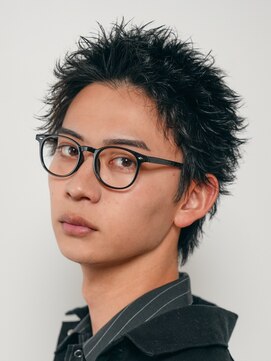 テン 心斎橋(tenn.) アクティブショートフェザーパーマルーズショートセンターパート