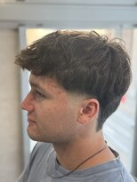 メグロバーバーショップロッポンギ 目黒六(MEGURO BARBER SHOP 6PPONGI)&nbsp;テーパーフェード
