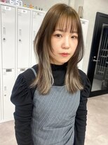 ソメルン 秋葉原&nbsp;秋葉原で叶えるグレージュインナーカラー