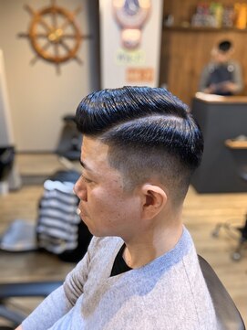 バーバー スタジオ ラフテル(Barber Studio RAFTEL) ハードパートフェード