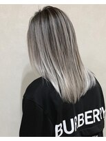 リアン(LIAN)&nbsp;ホワイト