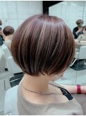 ショートボブ