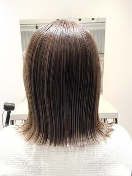 ストフ(stof) 切りっぱなしボブ/くびれボブ