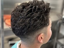 短髪でもフェード×メンズパーマでカッコよくきまります！