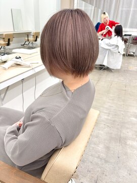 ニュート(Neut ) ローライト/ミルクティーベージュ/ハイトーンデザインカラー