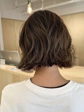 バベル アット フルリール 甲子園口(BABEL at fleurir) ハイライトグレーベージュ髪質改善ふんわりボブ韓国ヘアベージュ