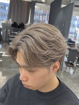 キングオブヘア バイ ノイズ 梅田茶屋町店(KING of hair by NOISM) *NOISMセンターパート