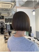 切りっぱなしミニボブ赤羽美容院グレージュカラー