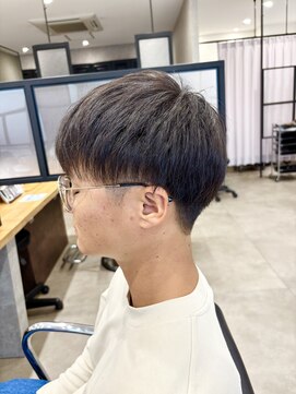 ブランシェ 名鉄小幡駅前店 刈り上げツーブロックスタイル