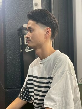 サロンドゥボルカン(Salon du Volcan) ナチュラルフェードショート