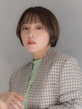スッキリ丸みショートヘア
